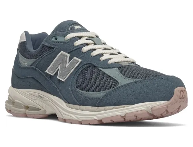 new-balance-2002r M2002RHC