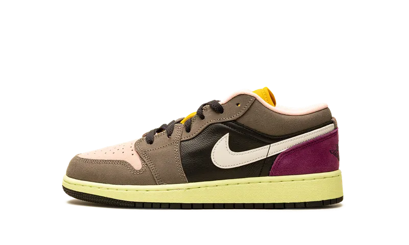 Air Jordan 1 Low GS “Tokyo Bio Hack” (HQ2021-005)