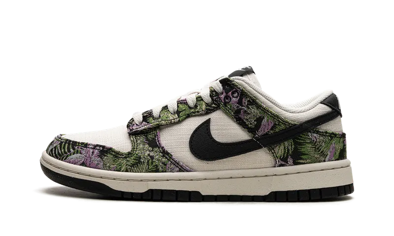 Nike DUNK LOW “Floral Tapestry” (FN7105-030)