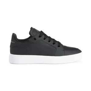 Giuseppe Zanotti GZ94 “Black” (RW30027002)