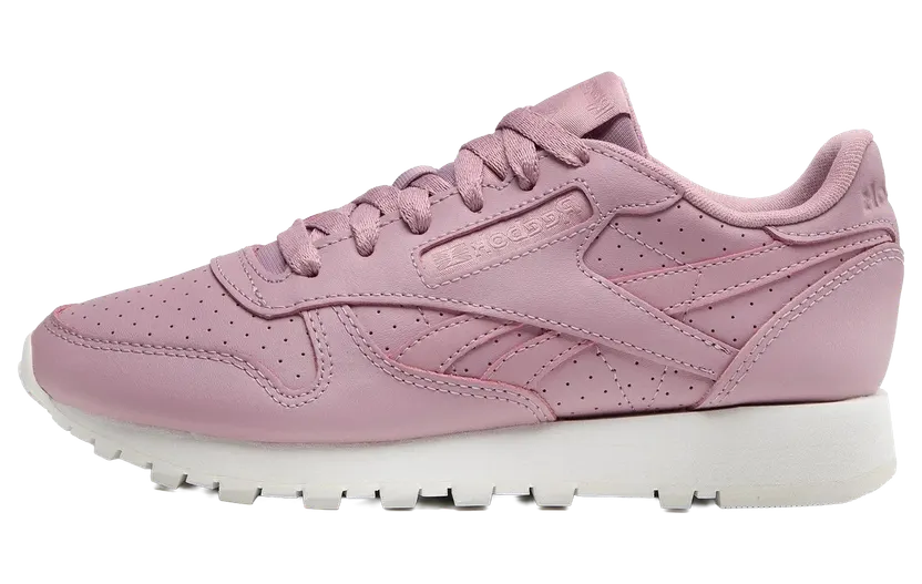 reebok-classic-leather GW3800
