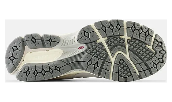 new-balance-2002r M2002RLN