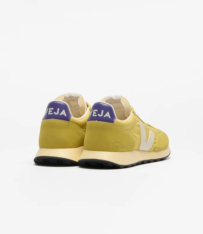 Veja Rio Branco Liquor / Pierre / Purple (RW3421920A)