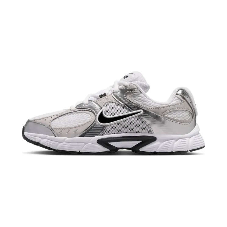 Nike V5 RNR “White / Vast Grey / College Grey / Black” (HQ6411-100)