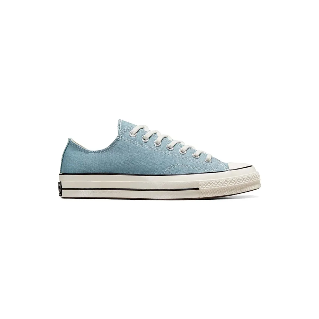converse-chuck-taylor-all-star A04586C
