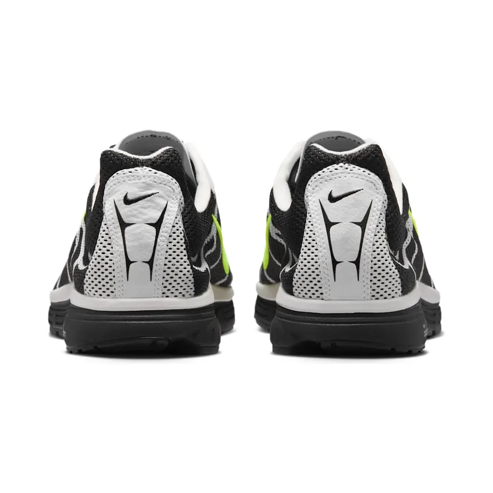 Nike Zoom Streak 3 “Black Volt White” (IQ8012-001)