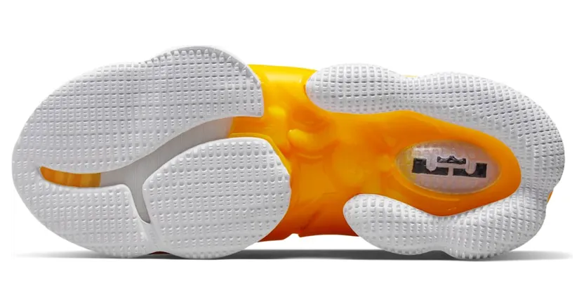 nike-lebron-19 CZ0203-700