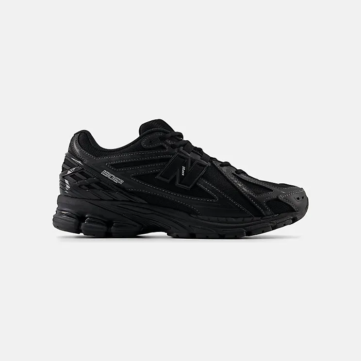 New Balance 1906R “Black” (M1906RBB)