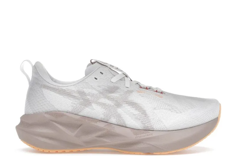 ASICS Novablast 5 White Fawn (1012B765-102)