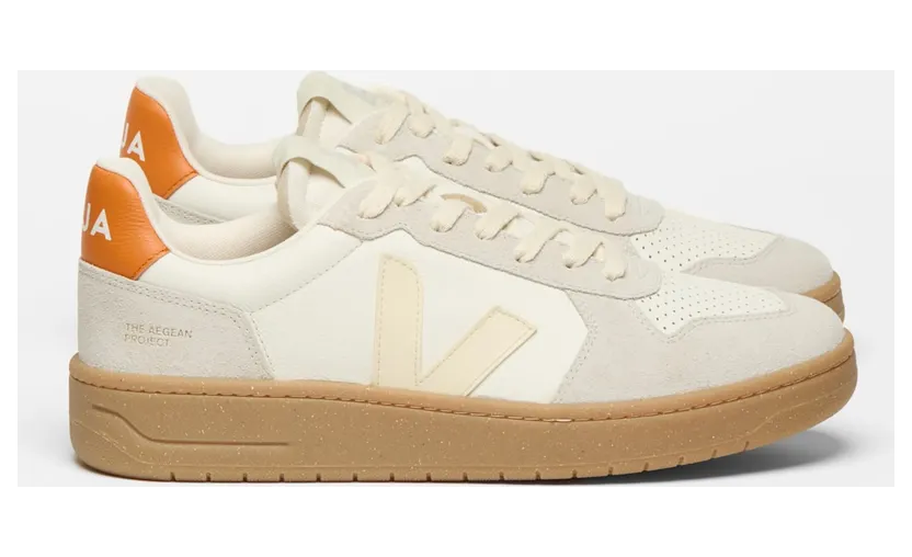 Veja V-82 O. T. Leather Sneakers Mastic (VE3321698)