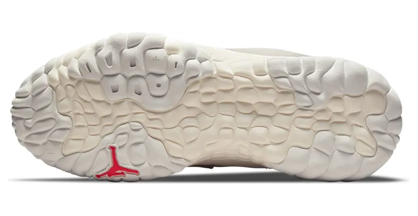air-jordan-delta CV8121-005