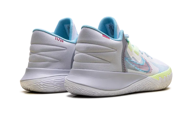 Nike Kyrie Flytrap V “Grey / Fog” (CZ4100-102)