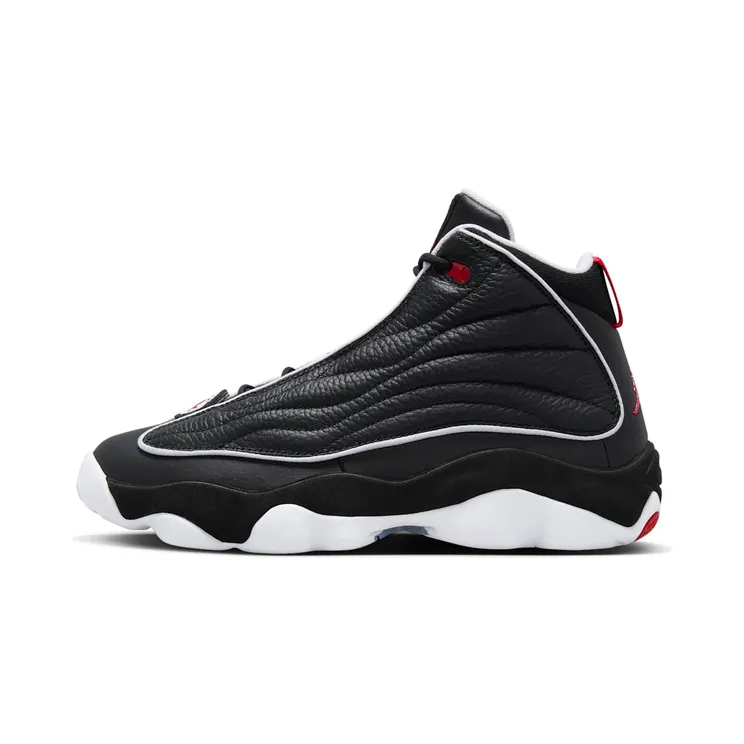 Jordan Pro Strong Playoffs “Black / White / University Red” (DC8418-062)