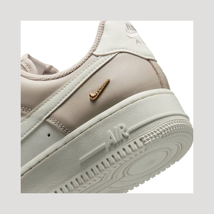 nike-air-force IV5197-200