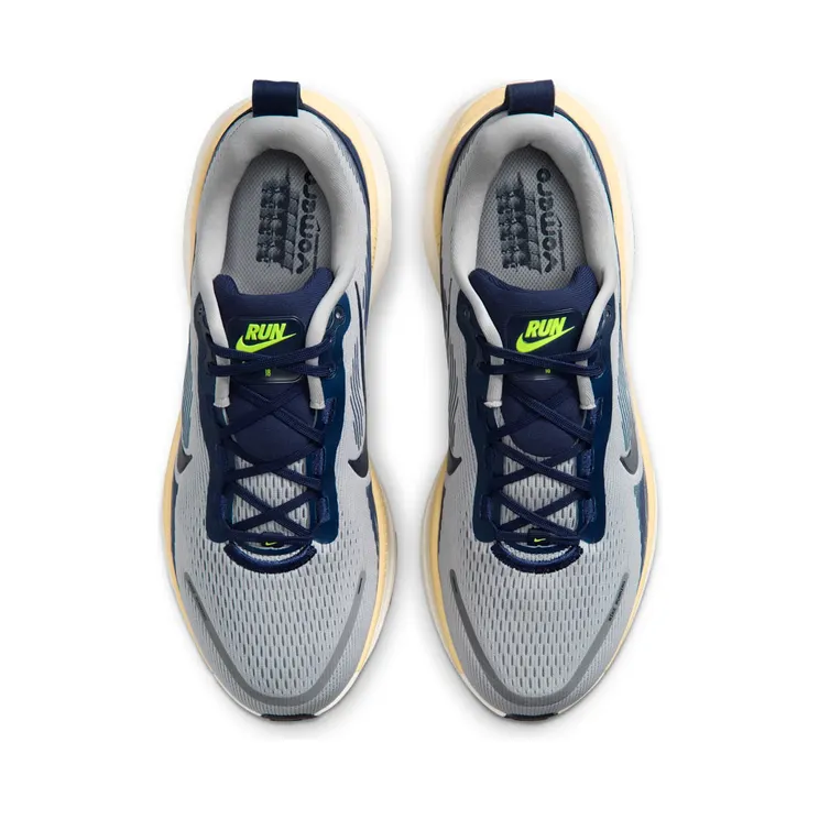 nike-vomero-18 IR1812-012