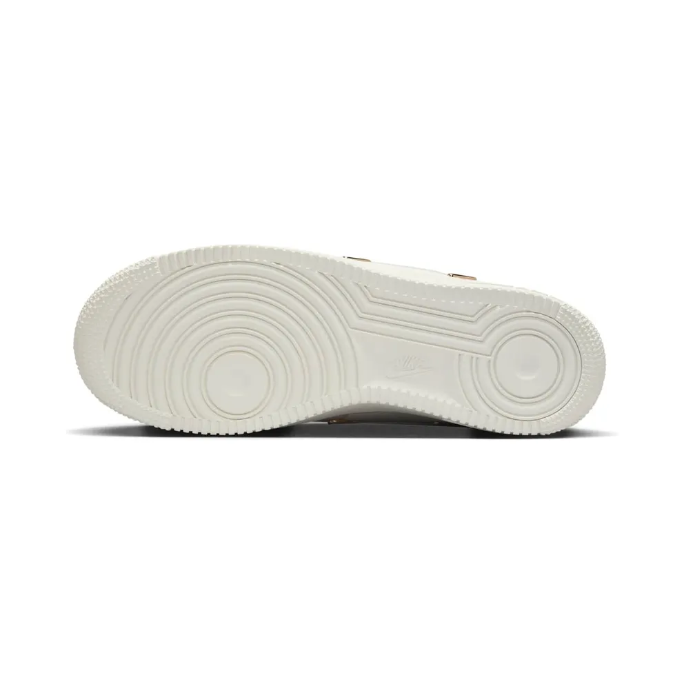 Nike Air Force 1 Low ’07 LX Pink Foam Mini Swoosh (IB2574-600)
