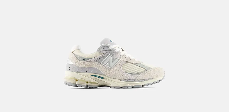 New Balance M2002REK (beige) – M2002REK