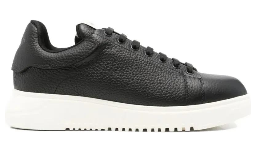 Emporio Armani Tumbled leren vetersneakers – Black (EM003663)