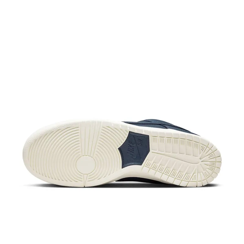 Nike SB Dunk Low “Midnight Navy/Desert Ochre” (DX6775-400)