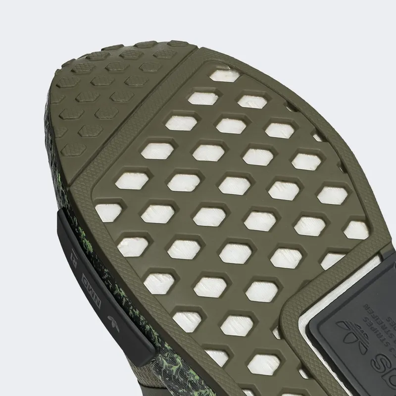 adidas NMD R1 Focus Olive Core Black Green Spark (ID5756)