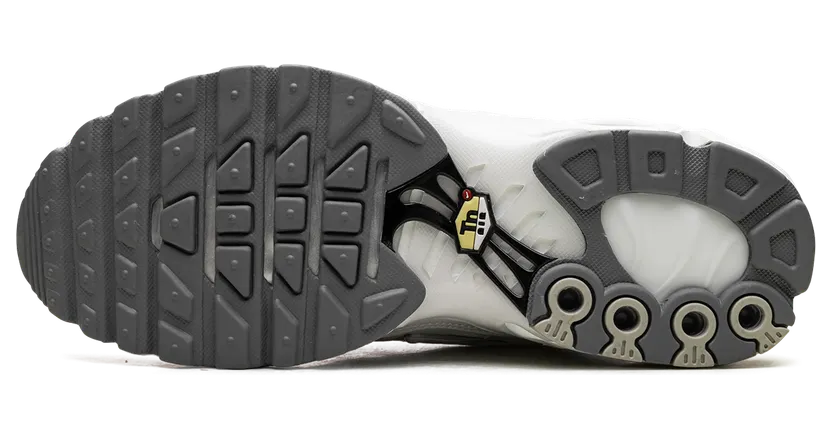 nike-air-max 604133-139