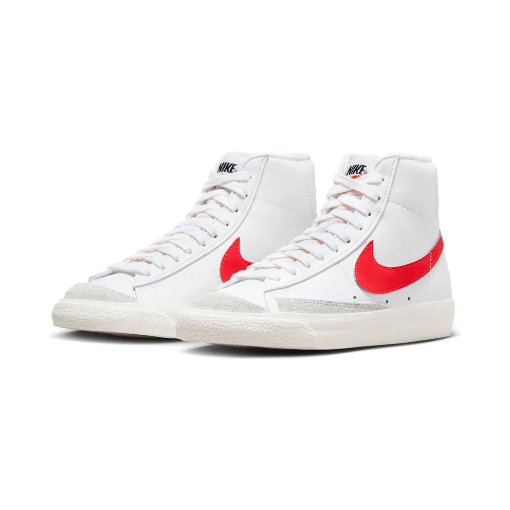 Nike BLAZER MID ’77 VNTG “Habanero Red” (CZ1055-101)