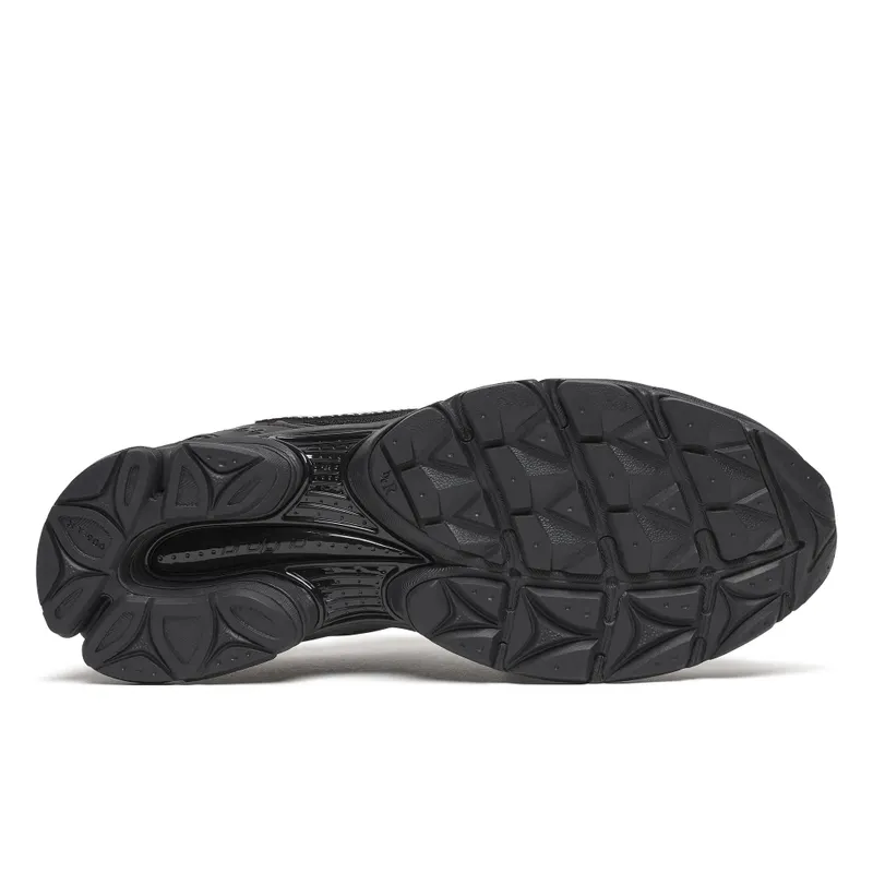 SAUCONY ProGrid Triumph 4 Heritage “Black” (S70841-5)