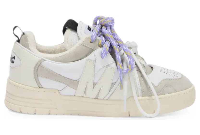 Moschino Sneakers mit Logo-Patch – Weiß (MA15304G1PMFE)