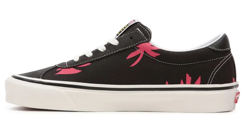 vans-style VN0A3WLQAZH