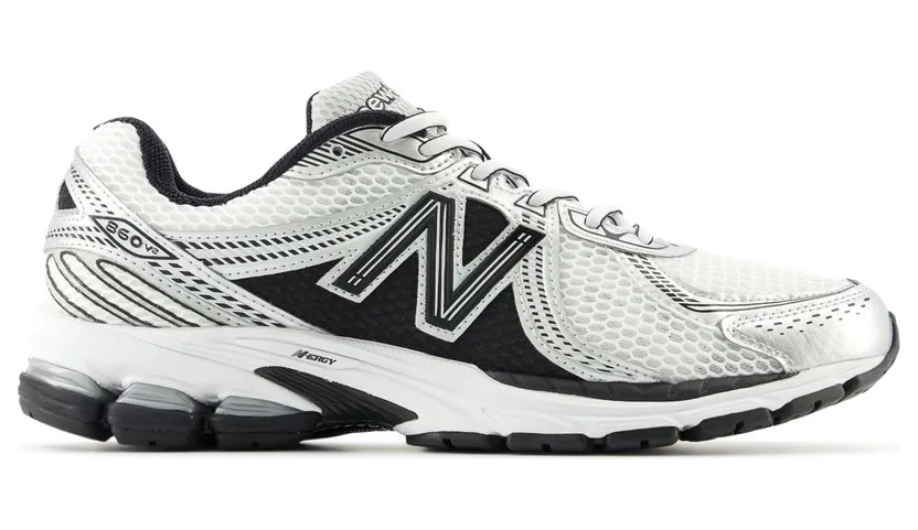 New Balance 860v2 Black White Silver (ML860XD)