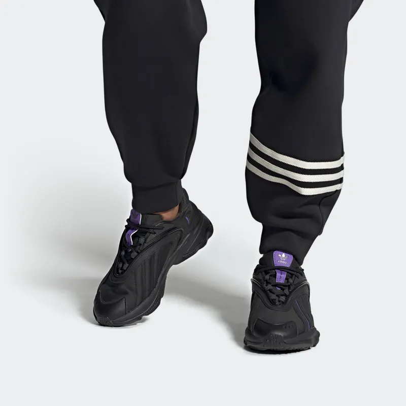Adidas Oztral Core Black / Purple Rush / Core Black (HQ4473)