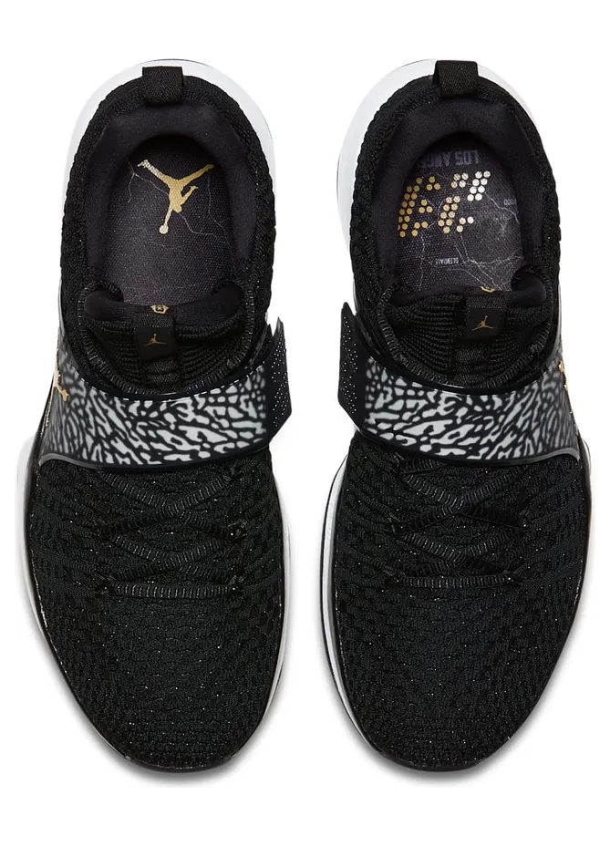 jordan-trainer 921210-021