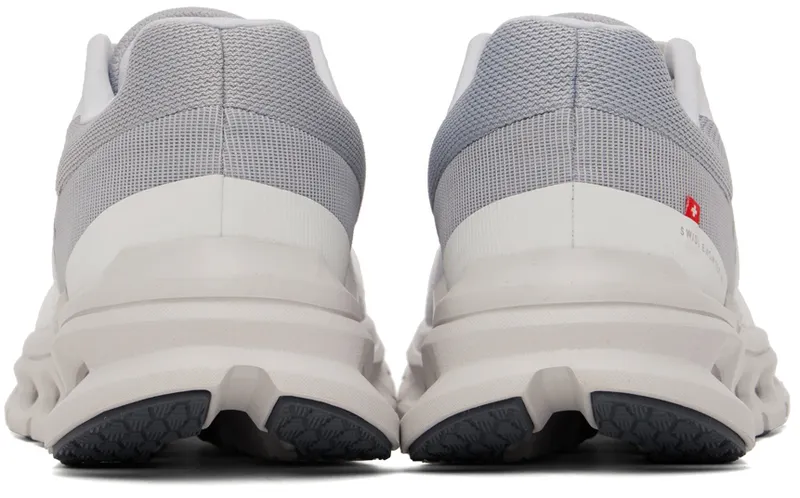 On Grey & White Cloudrunner Sneakers (46.99015)