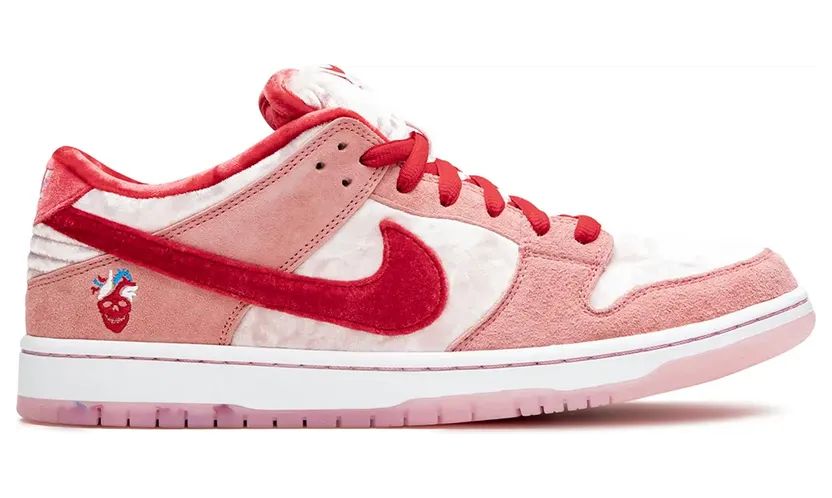 Nike SB Dunk Low Pro Strangelove sneakers – Roze (CT2552)