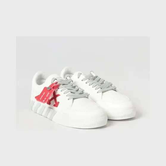 Off-White Vulcanized Sneakers in Leather White (OBIA003S26LEA0010105)