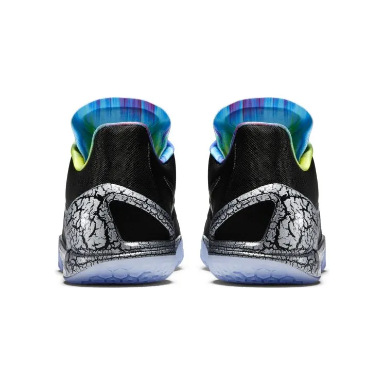 nike-hyperchase 768940-004