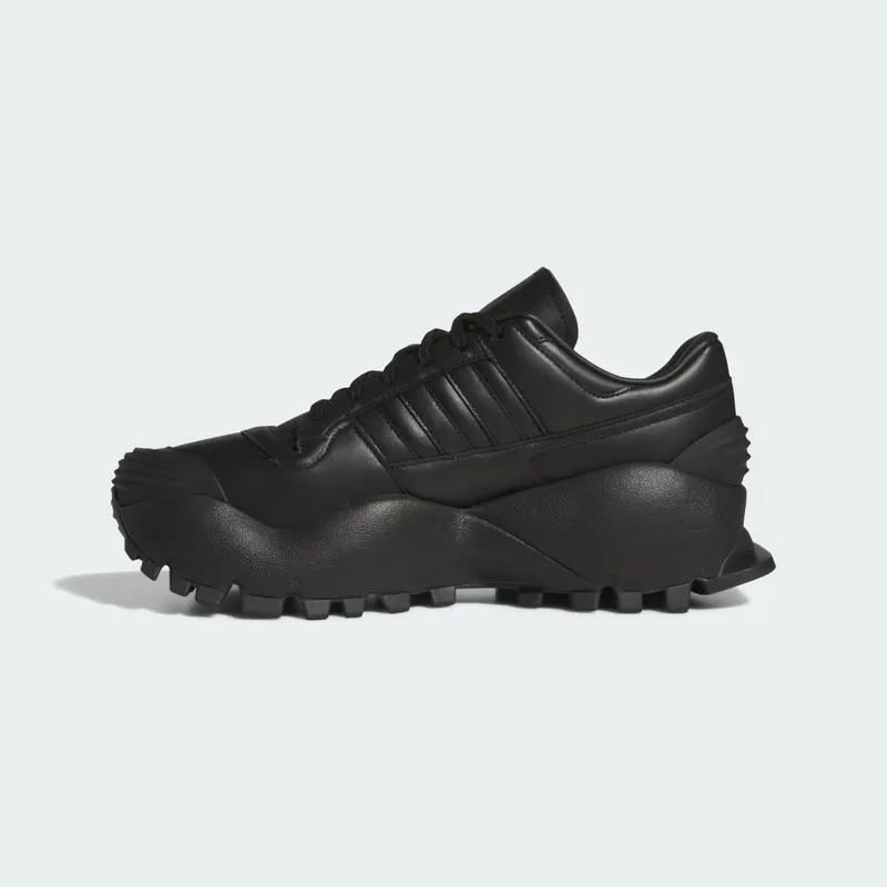 Adidas Chavarria Forum Sneaker Core Black / Core Black / Carbon (HQ4880)