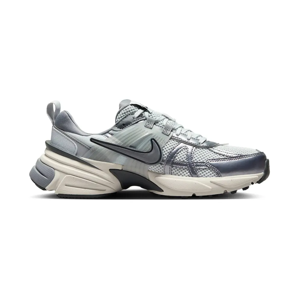 Nike V2K Run (pure platinum / mtlc cool grey / wolf grey) – FD0736-003
