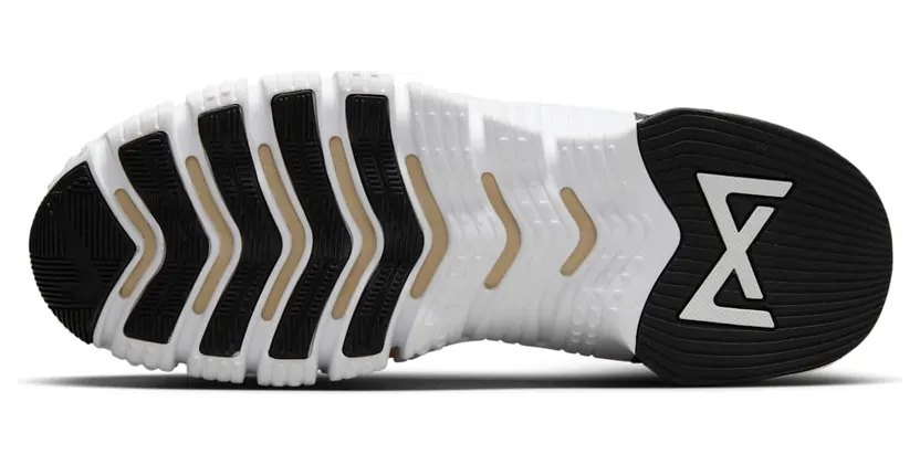 nike-metcon FN6616-701