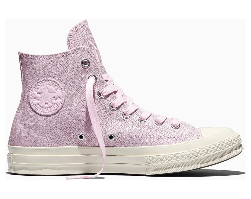 converse-chuck-taylor-all-star A16636C