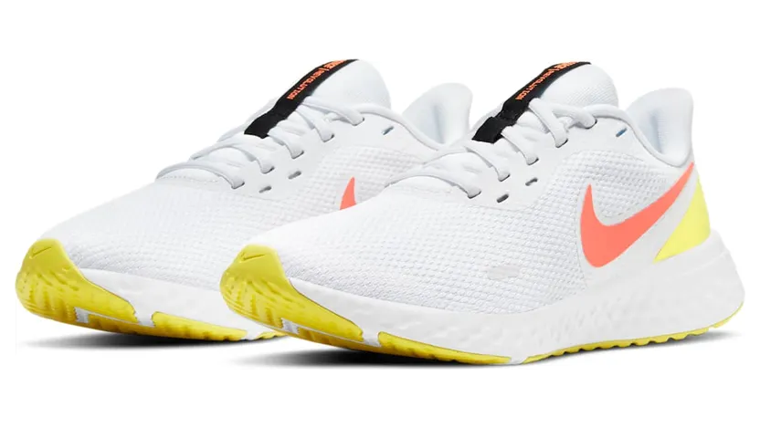 nike-revolution BQ3207-107