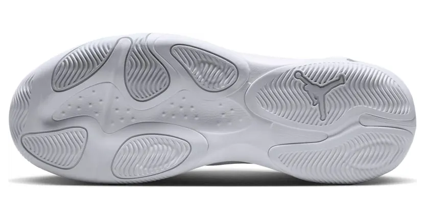 air-jordan-max-aura DN3687-101