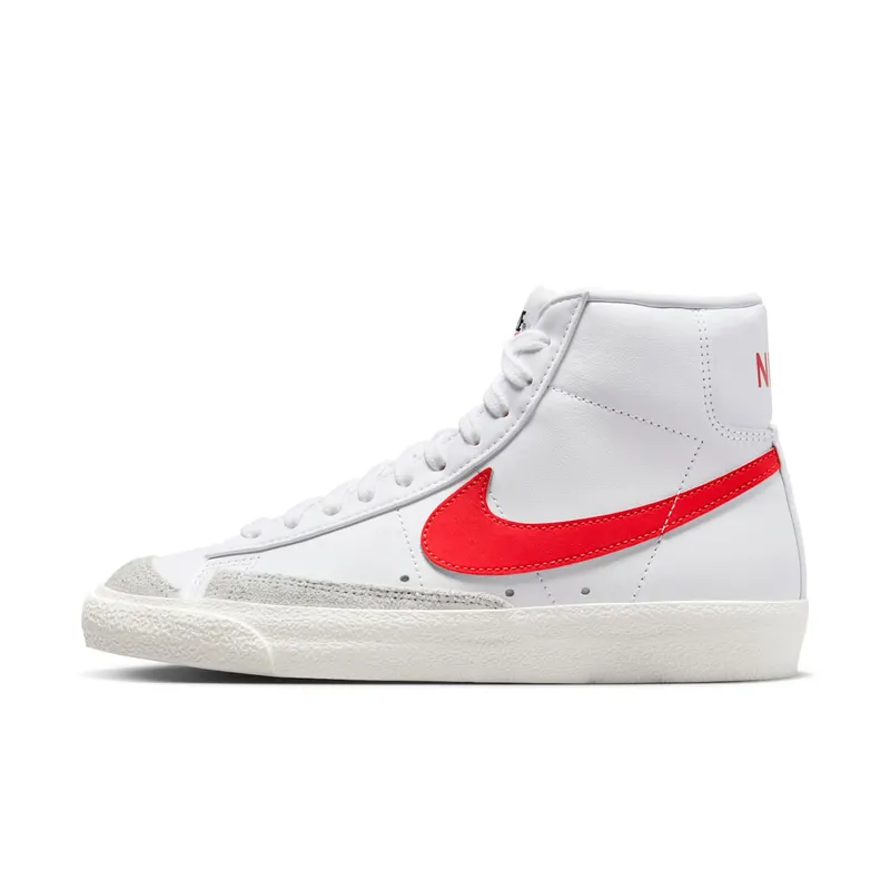 Nike BLAZER MID ’77 VNTG “Habanero Red” (CZ1055-101)
