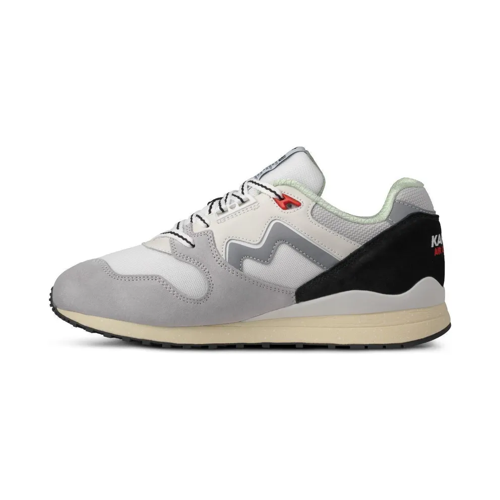Karhu Synchron Classic Dawn Blue / Lily White (F802669)