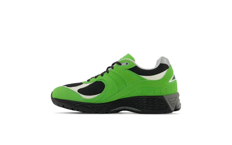 New Balance 2002R “Good Vibes Pack – Green Apple” (M2002RGZ)