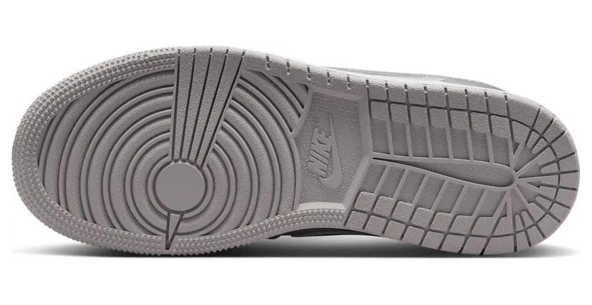 air-jordan-1 CZ0858-002