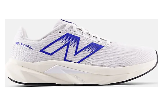 NEW BALANCE FuelCell Propelv5 “NB 103 WHITE / BLUE GEMSTONE / Angora” (MFCPRCZ5)