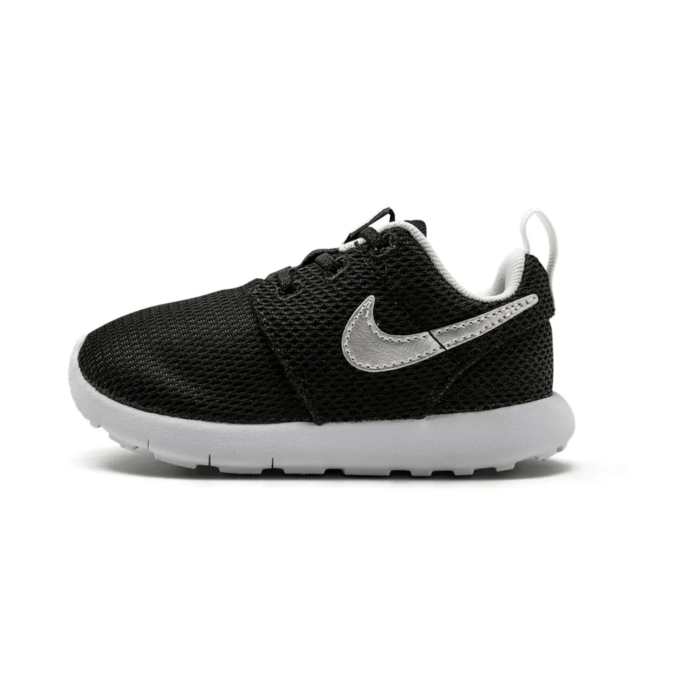 Nike Roshe One (TDV) “Black / White / Metallic Silver” (749430-021)