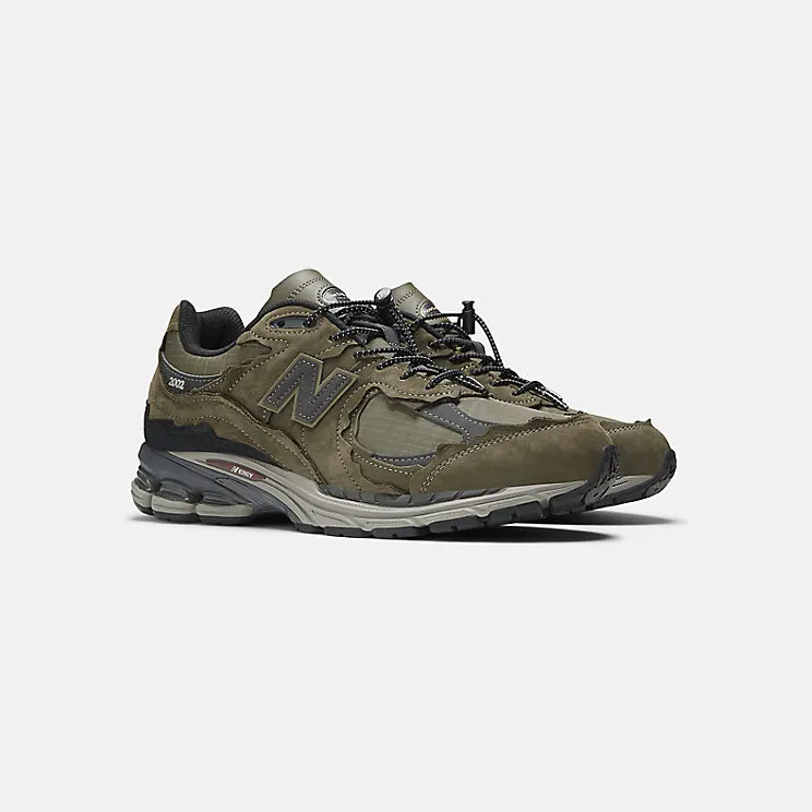 new-balance-2002r M2002RDN