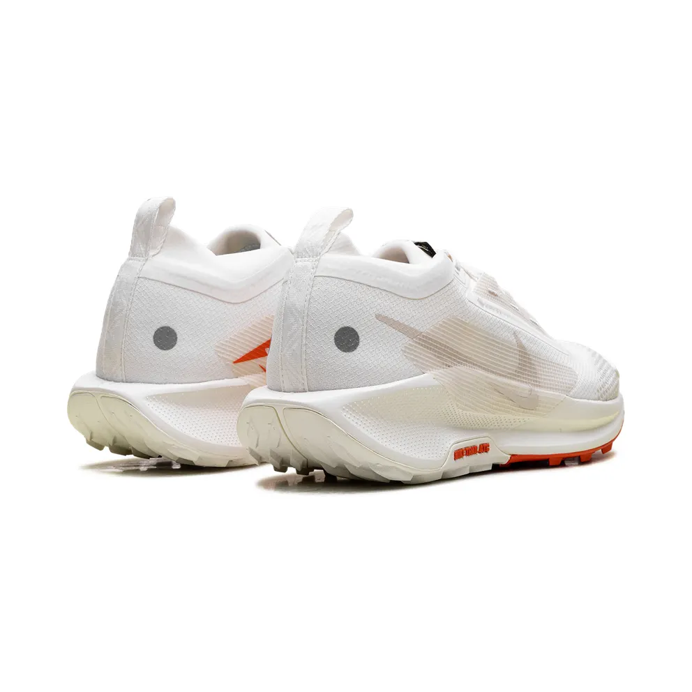 Nike React Pegasus Trail 5 “Gore Tex – Sail / Red” (FQ0908-100)